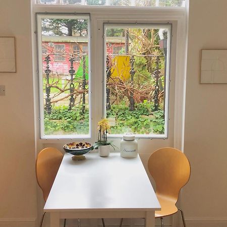 Spacious Comfortable Flat With Free Parking In East Finchley, Muswell Hill & Close To Alexandra Palace London Ngoại thất bức ảnh