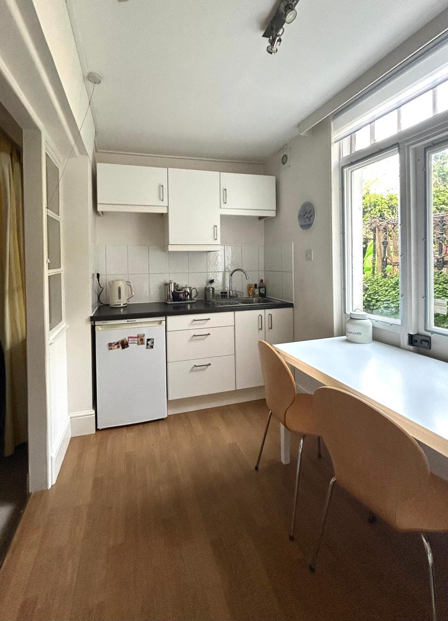 Spacious Comfortable Flat With Free Parking In East Finchley, Muswell Hill & Close To Alexandra Palace London Ngoại thất bức ảnh