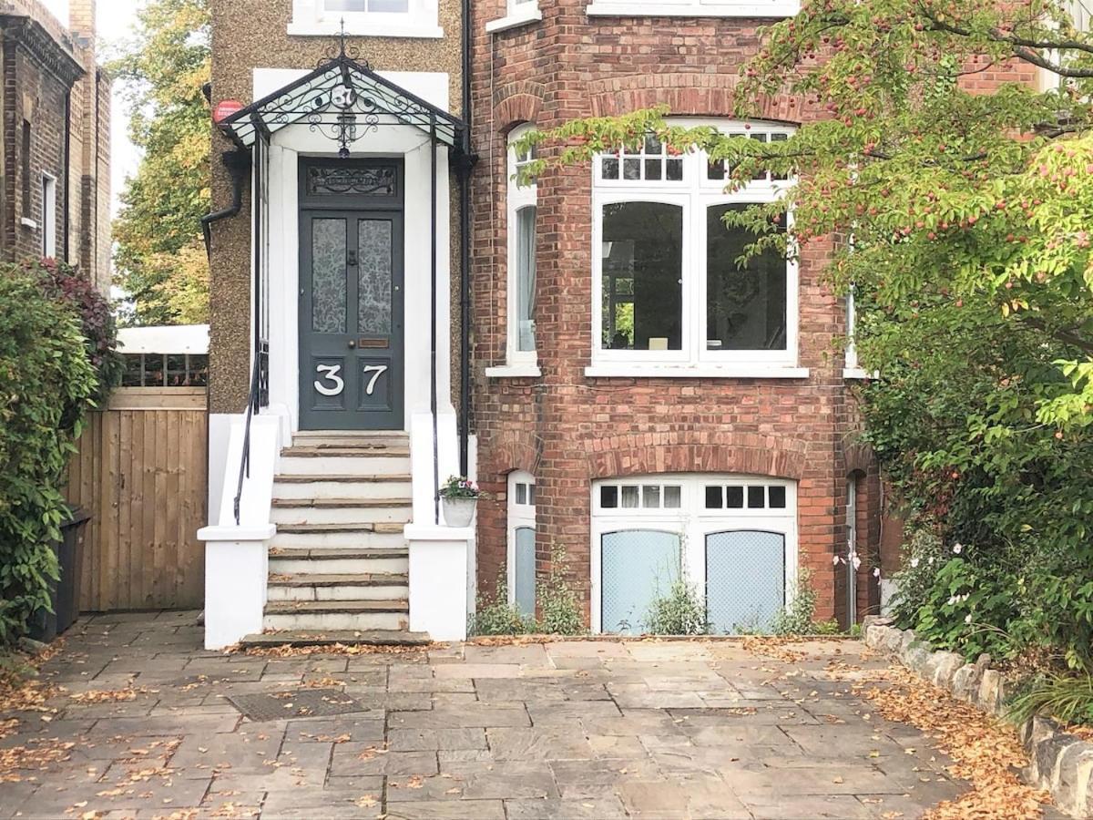 Spacious Comfortable Flat With Free Parking In East Finchley, Muswell Hill & Close To Alexandra Palace London Ngoại thất bức ảnh