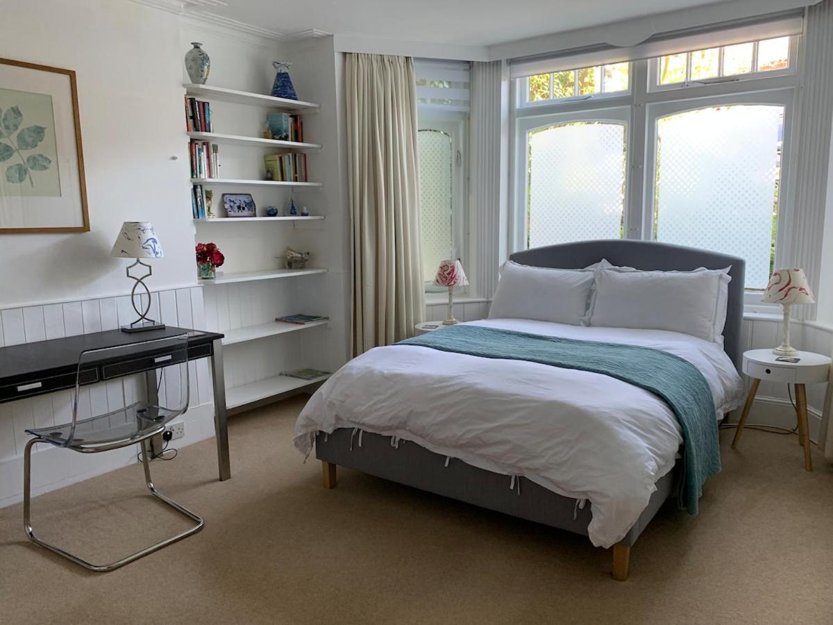 Spacious Comfortable Flat With Free Parking In East Finchley, Muswell Hill & Close To Alexandra Palace London Ngoại thất bức ảnh